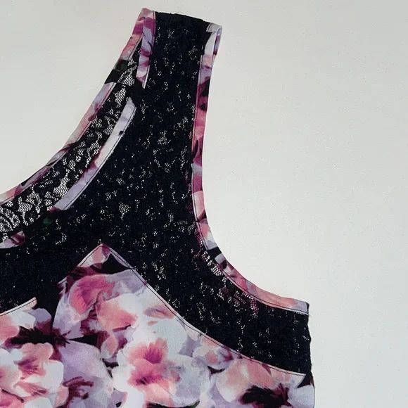 attention Tank Top Size XS EUC - Picture 3 of 11